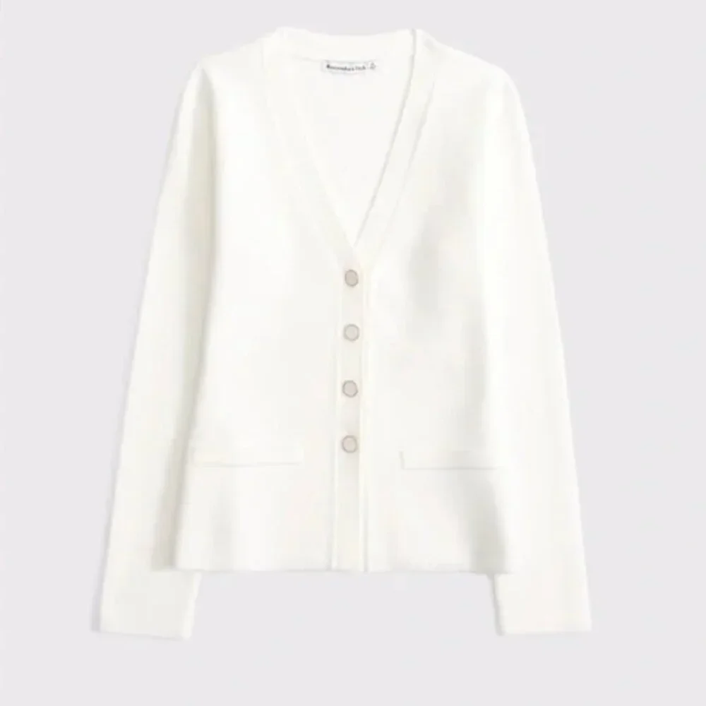 Abercrombie & Fitch Luxesoft Skimming Cardigan - Picture 3 of 10